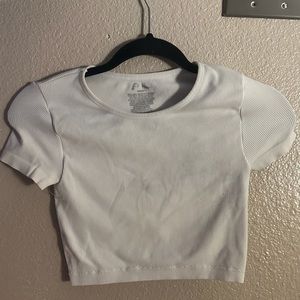 Crop top, read the description